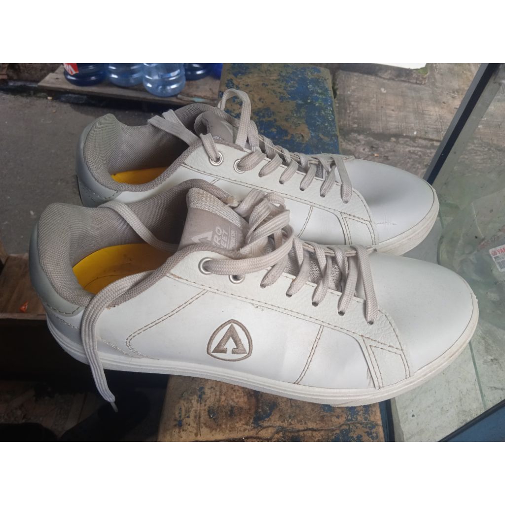 Sepatu Pria Pria Merk Aero Street uk. 40-41