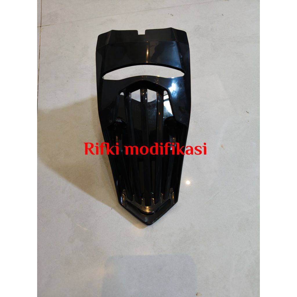 Mika dalam lampu stop mx New 135