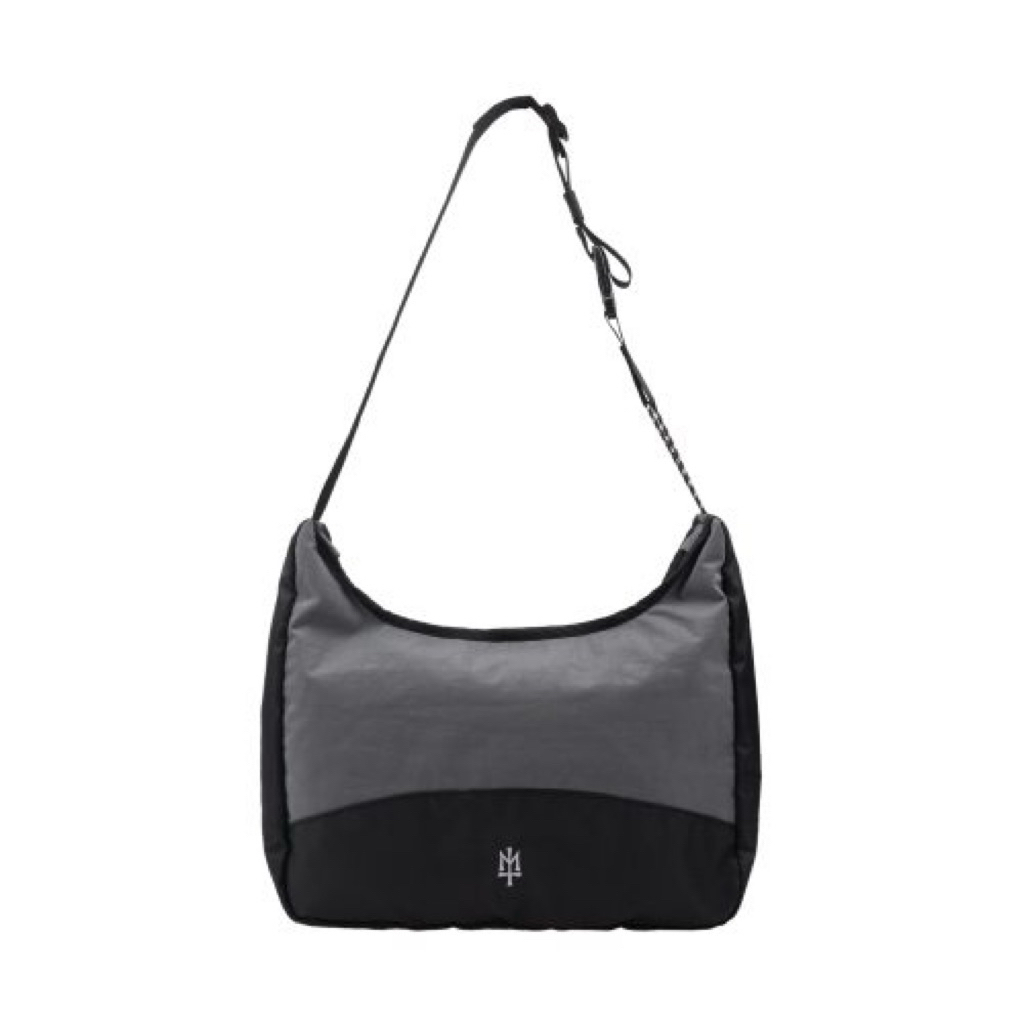 TORQUI Maternal Disaster sling bag