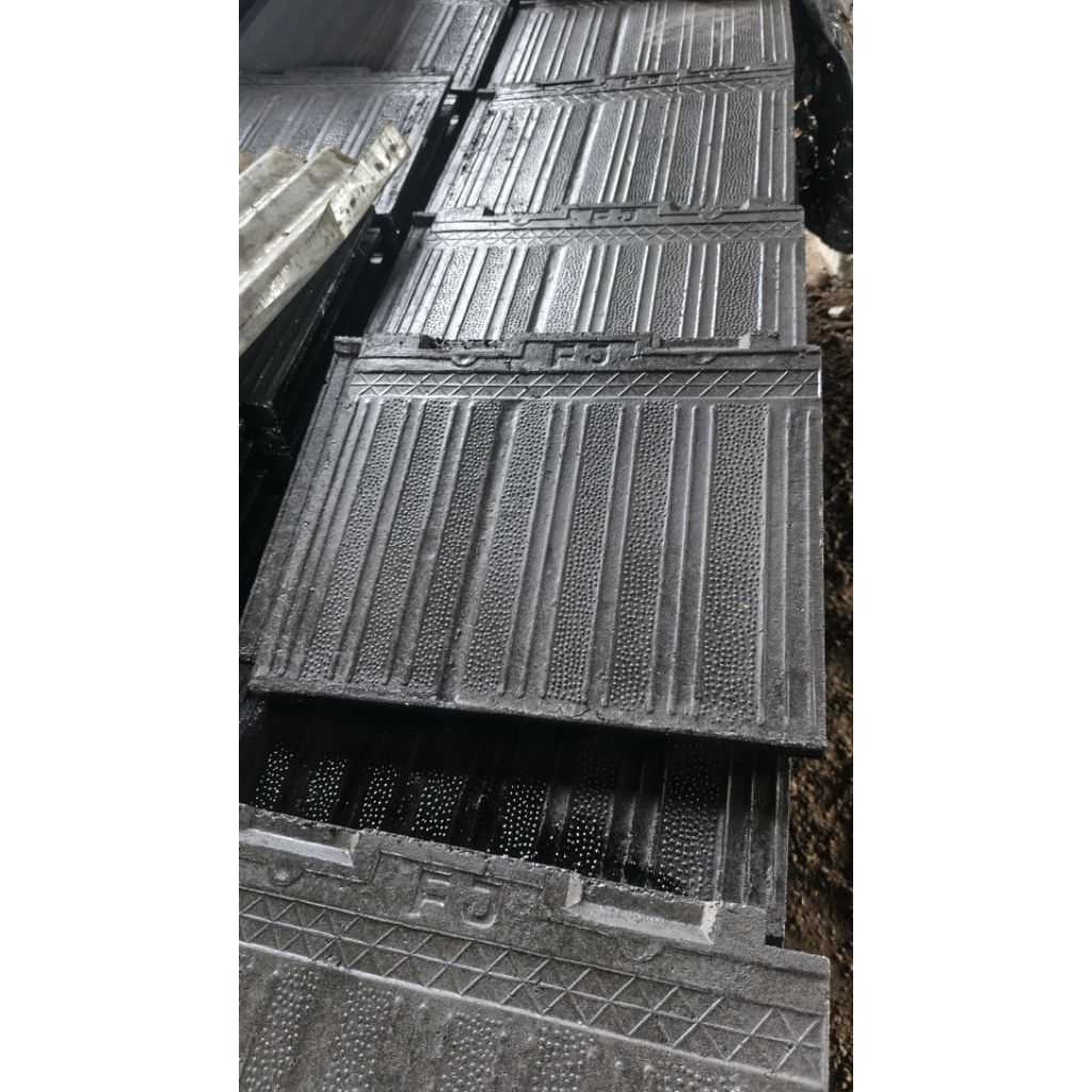 Genteng Beton Flat