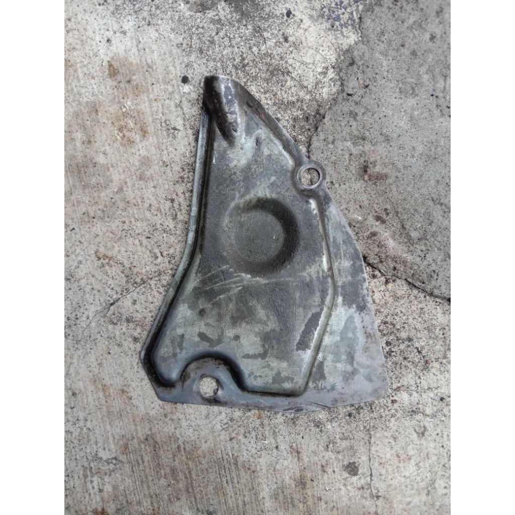Cover Tutup Pompa Oli Samping Suzuki A100 Original