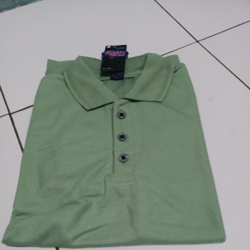 Kaos Polo kerah Warna sage Polos
