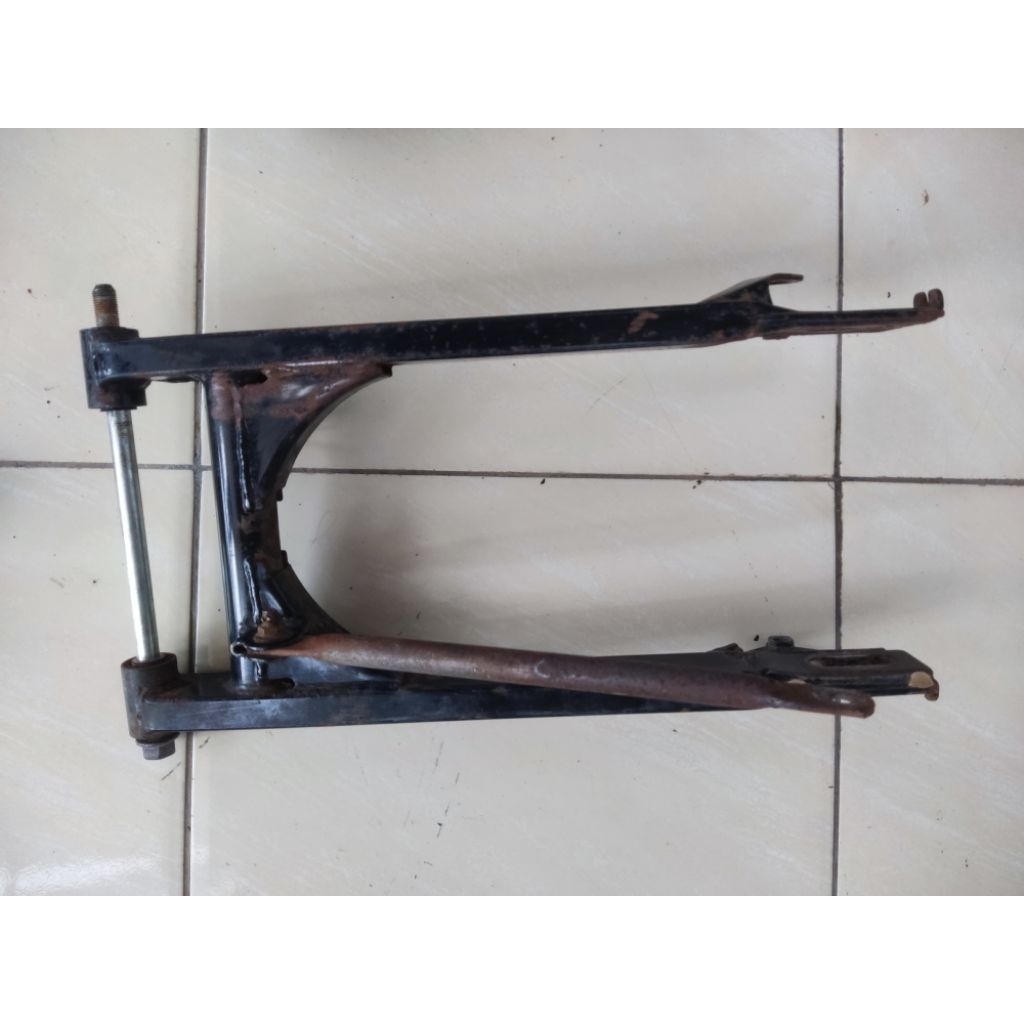 swing arm vega r new original