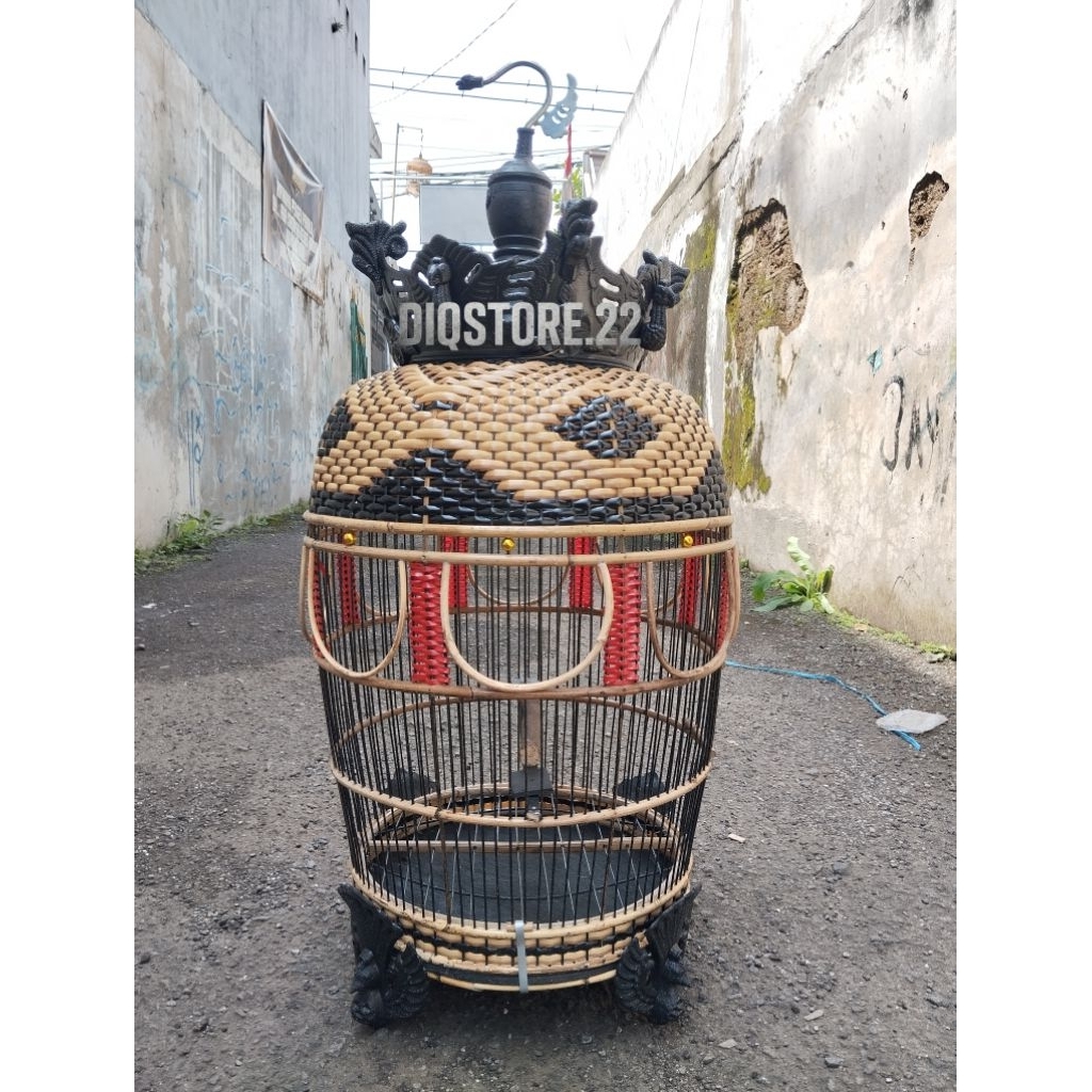 SANGKAR BURUNG PERKUTUT TERMURAH DENGAN ANYAMAN ROTAN SINTETIS MATARAM MAHKOTA