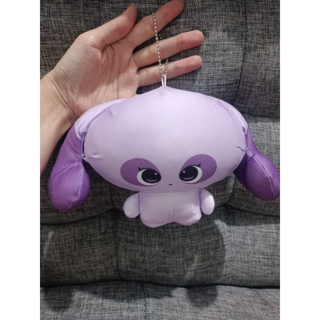 Boneka punirunzu plush mascot takaratomy