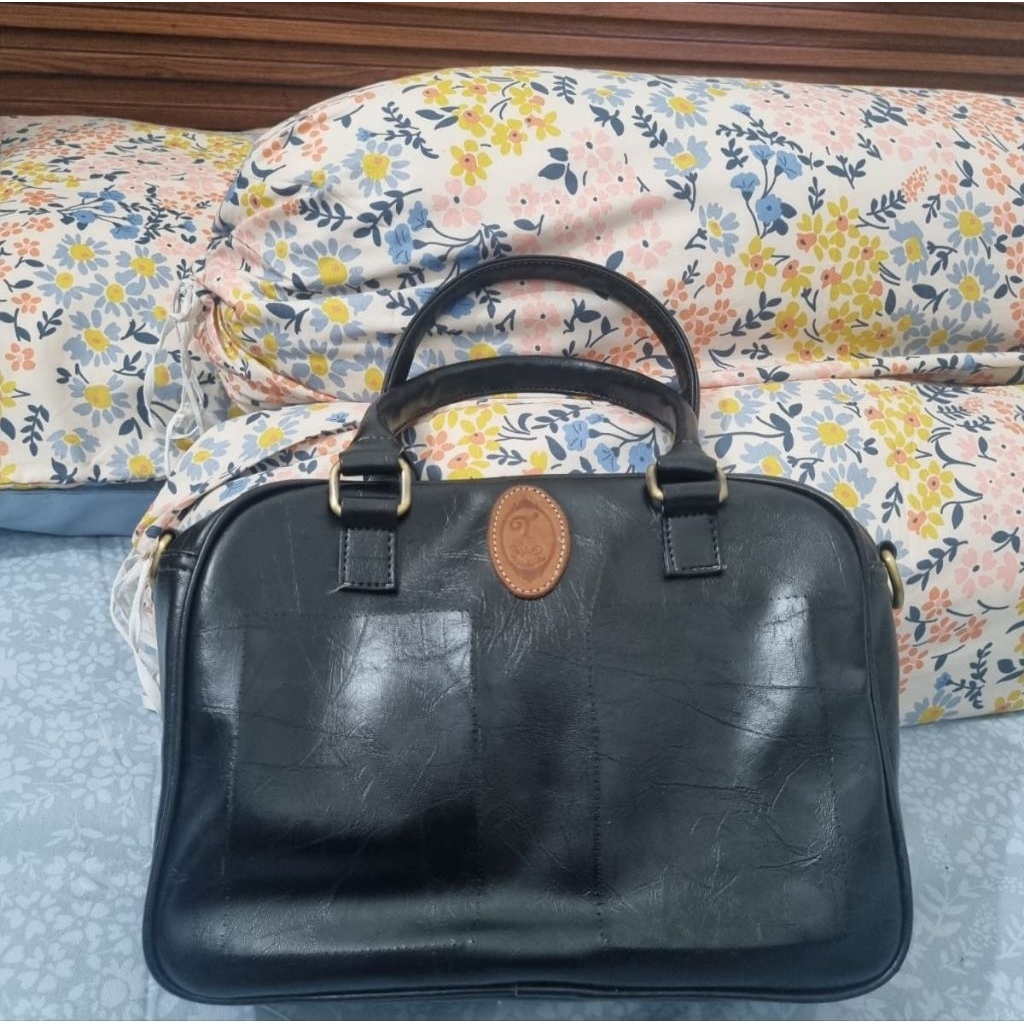 (PRELOVED) Tako Bag Hand Bag Sling Bag Warna Black