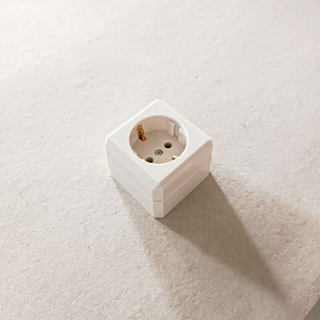 BROCO STOP KONTAK OUTBOW / COLOKAN DINDING BROCO