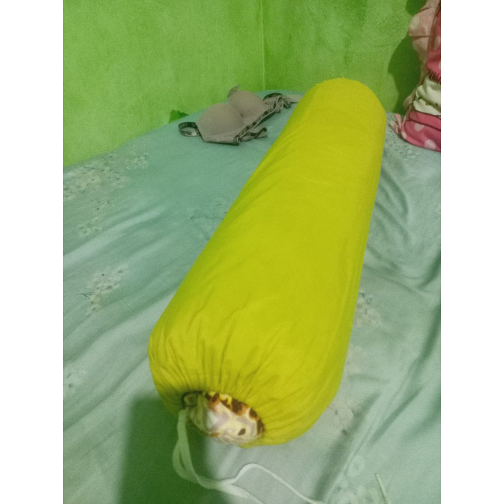 Bantal/Guling bekas preloved