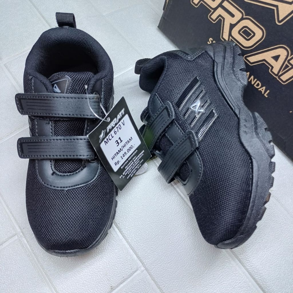 Sepatu PRO ATT rekat tanggung mcl 670