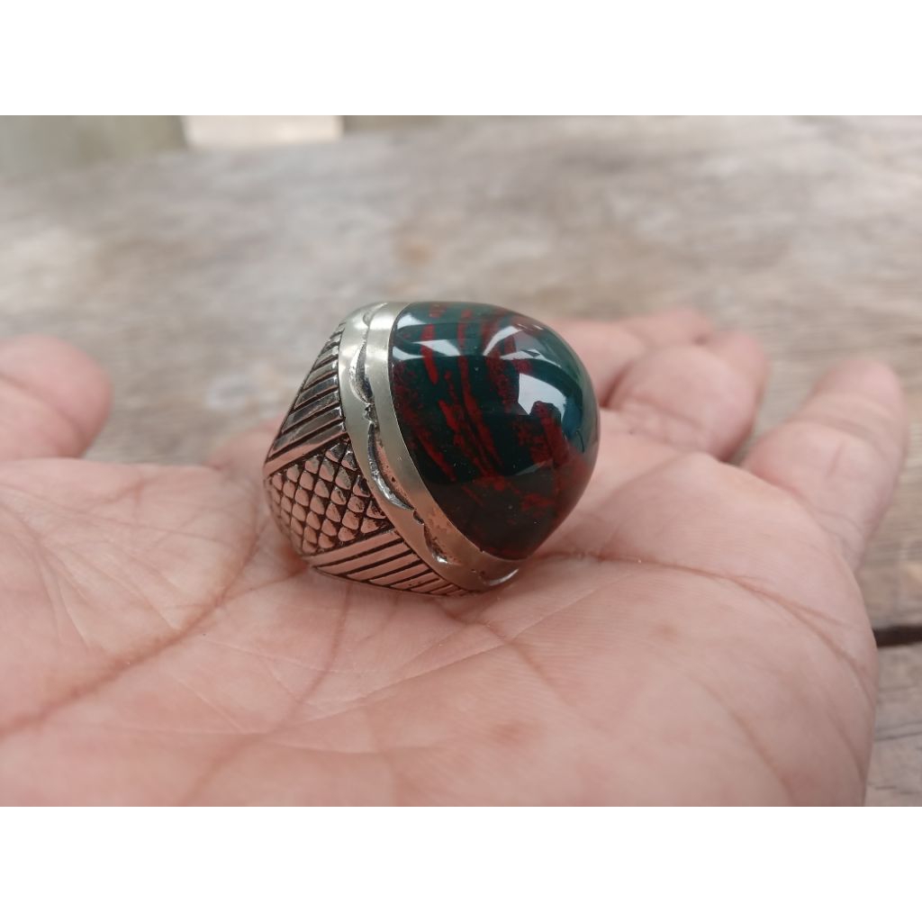 Nogosui Motif Puser Bumi