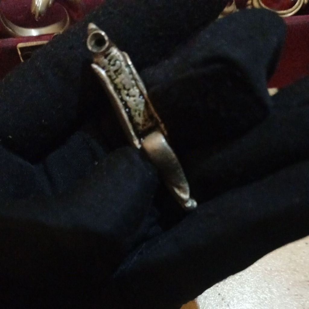 Liontin Kembang kantil temuan kuno antik