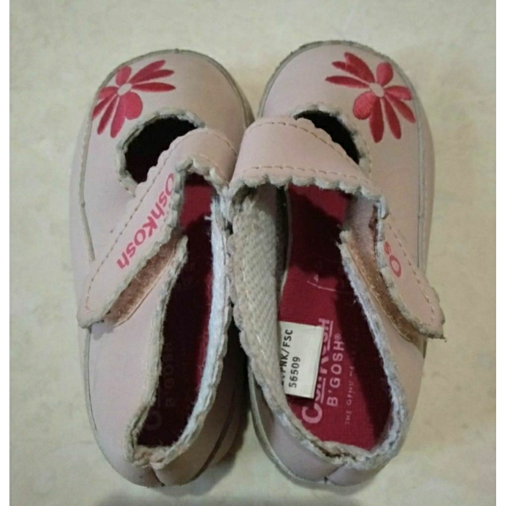 sepatu baby merek OSHKOSH ORIGINAL