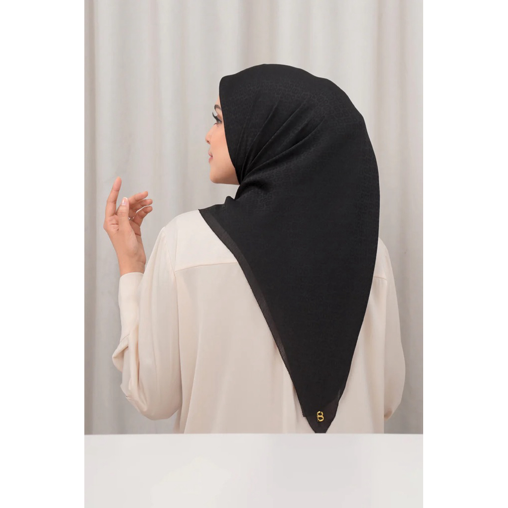 Buttonscarves Tapis Embossed