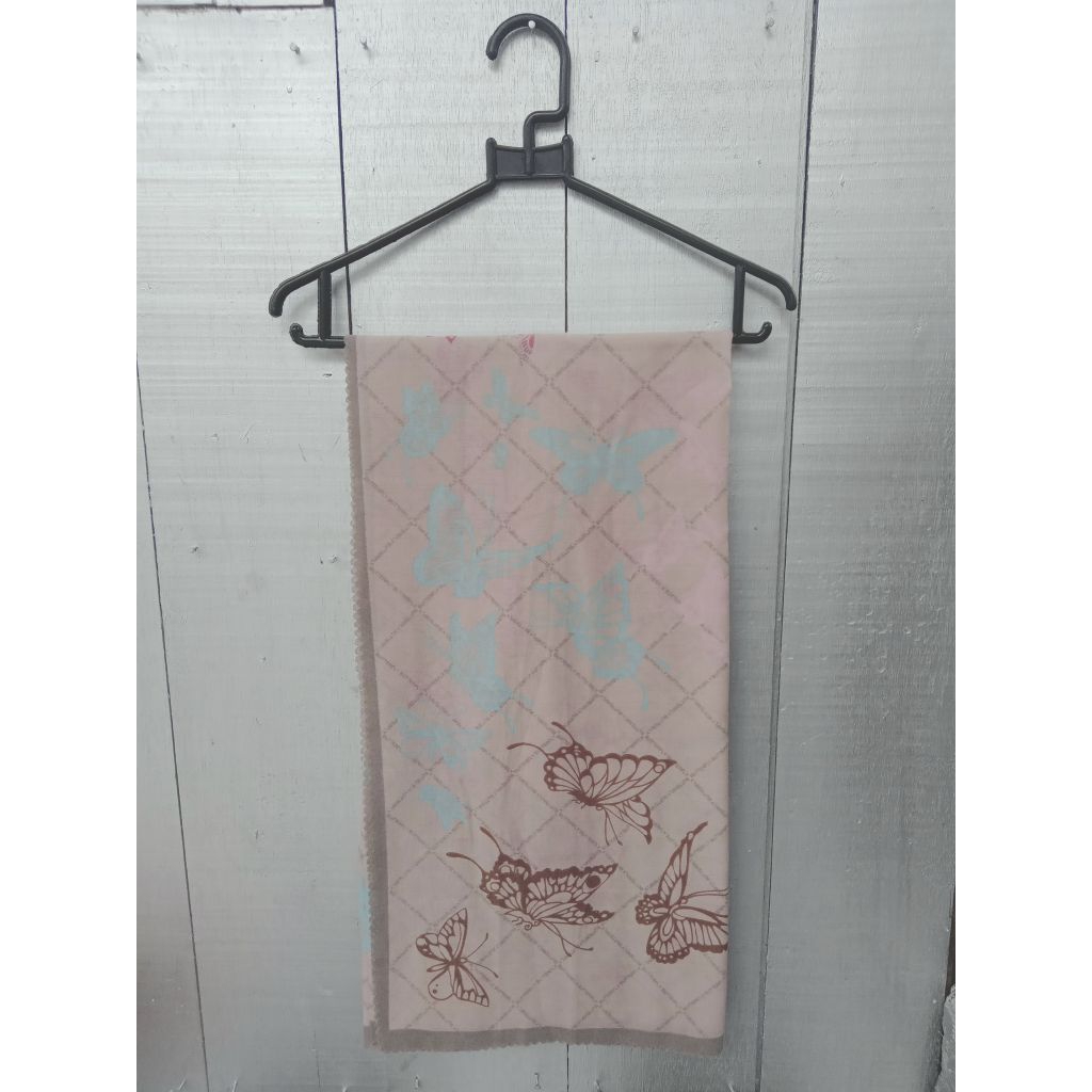 Hijab Motif Kupu Pastel
