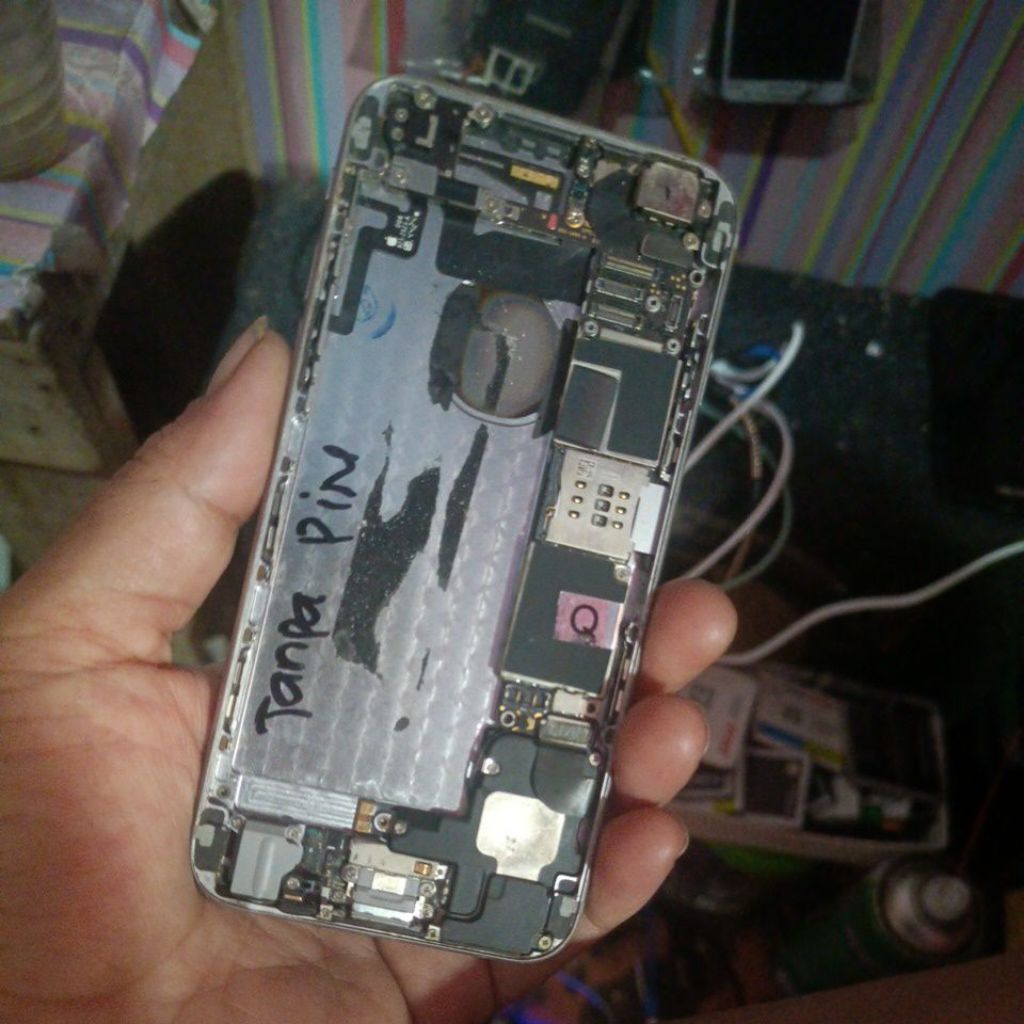 mesin iPhone 6 kondisi normal tanpa pin... iCloud lupa