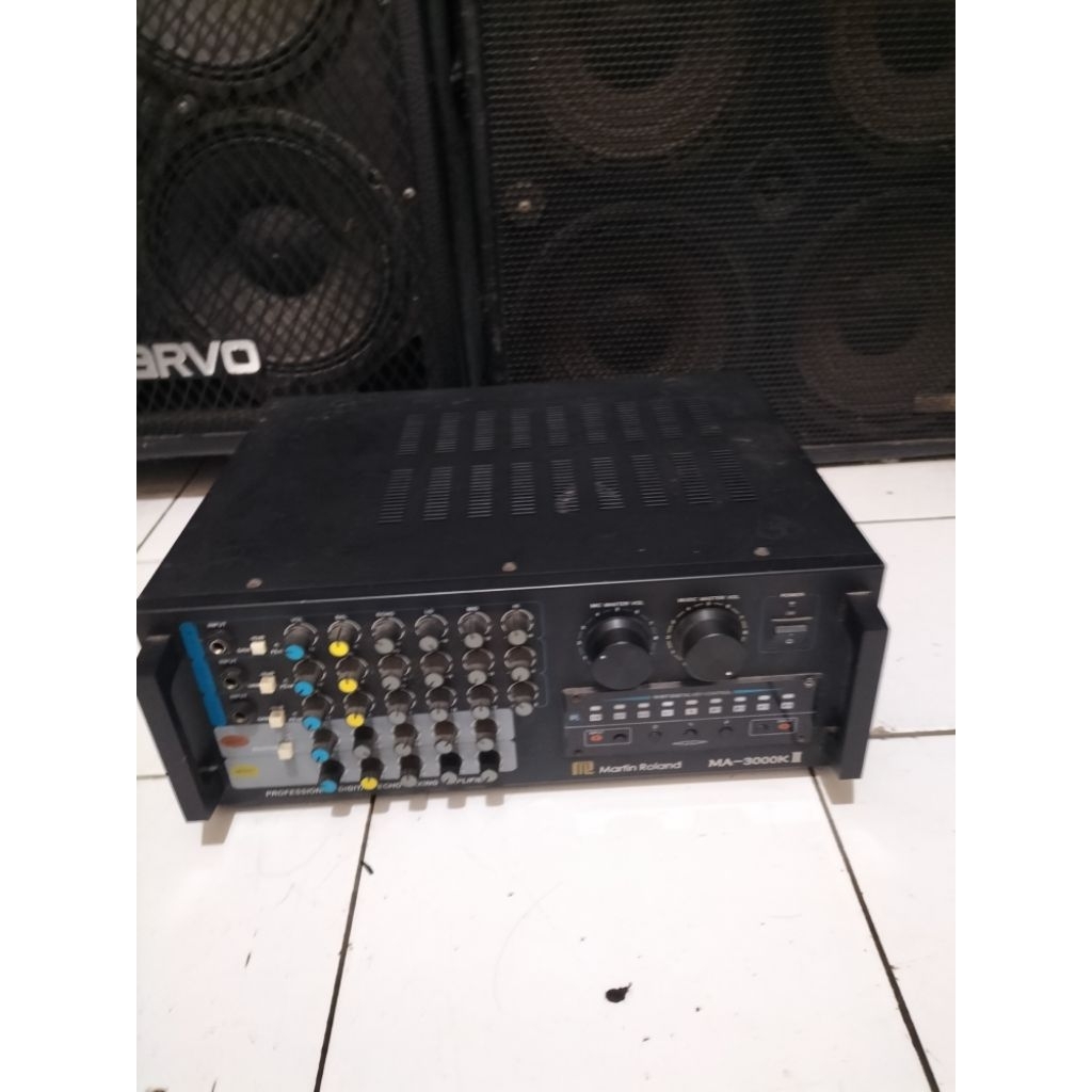 Power ampli Martin Roland MA-3000wat x 2