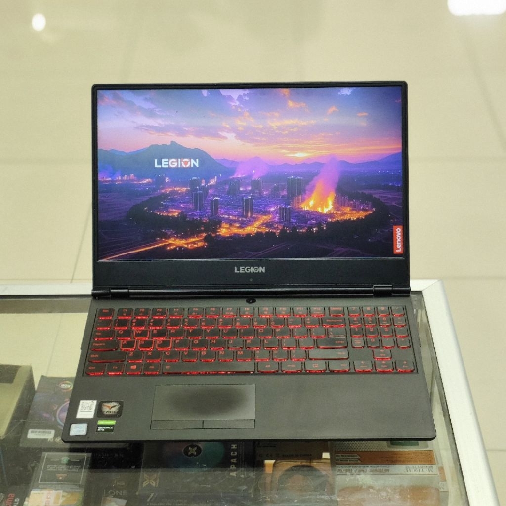 [TERJUAL] LAPTOP GAMING LEGION INTEL CORE i5 GEN 9 RAM 8GB SSD 512GB GTX1650 4GB SIAP PAKAI