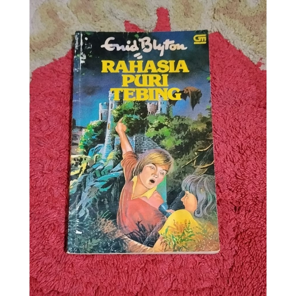 Novel  Enid Blyton langka "Rahasia Puri Tebing" 100%ORI preloved