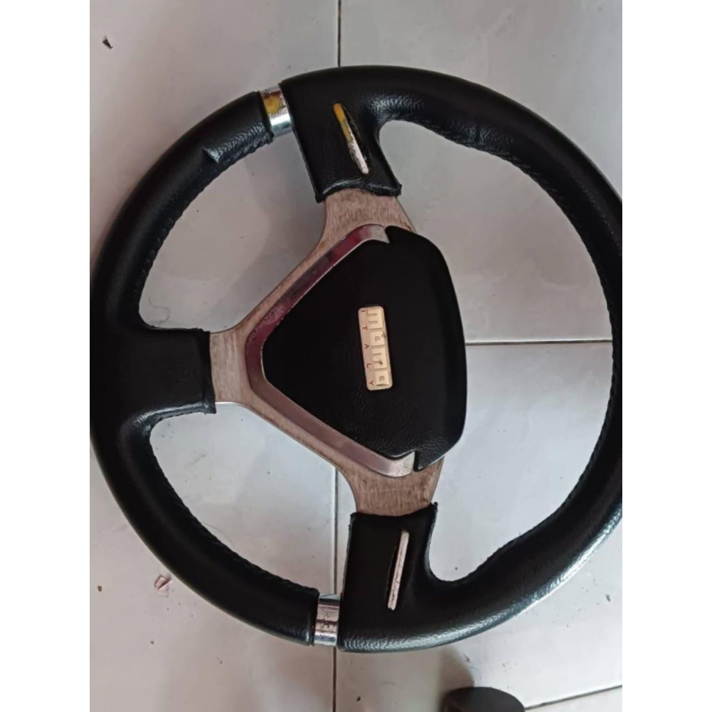 stir racing momo evo ori  italystir racing momo evo ori  italy
kondisi masih ori