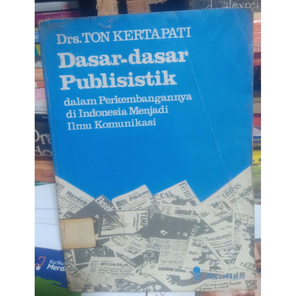 buku Dasar-Dasar Publisistik