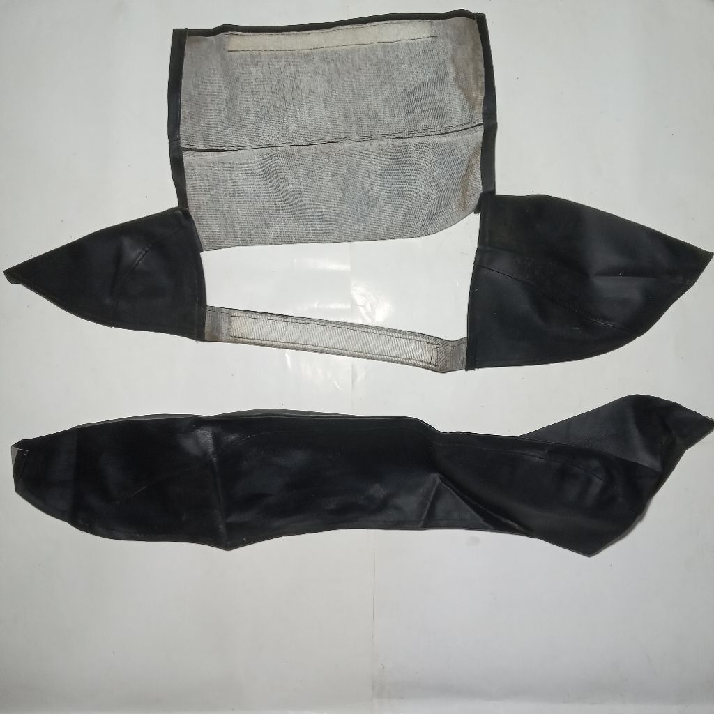 Cover Sarung Tepong Vespa PS Banci PX Banci Hitam Polos