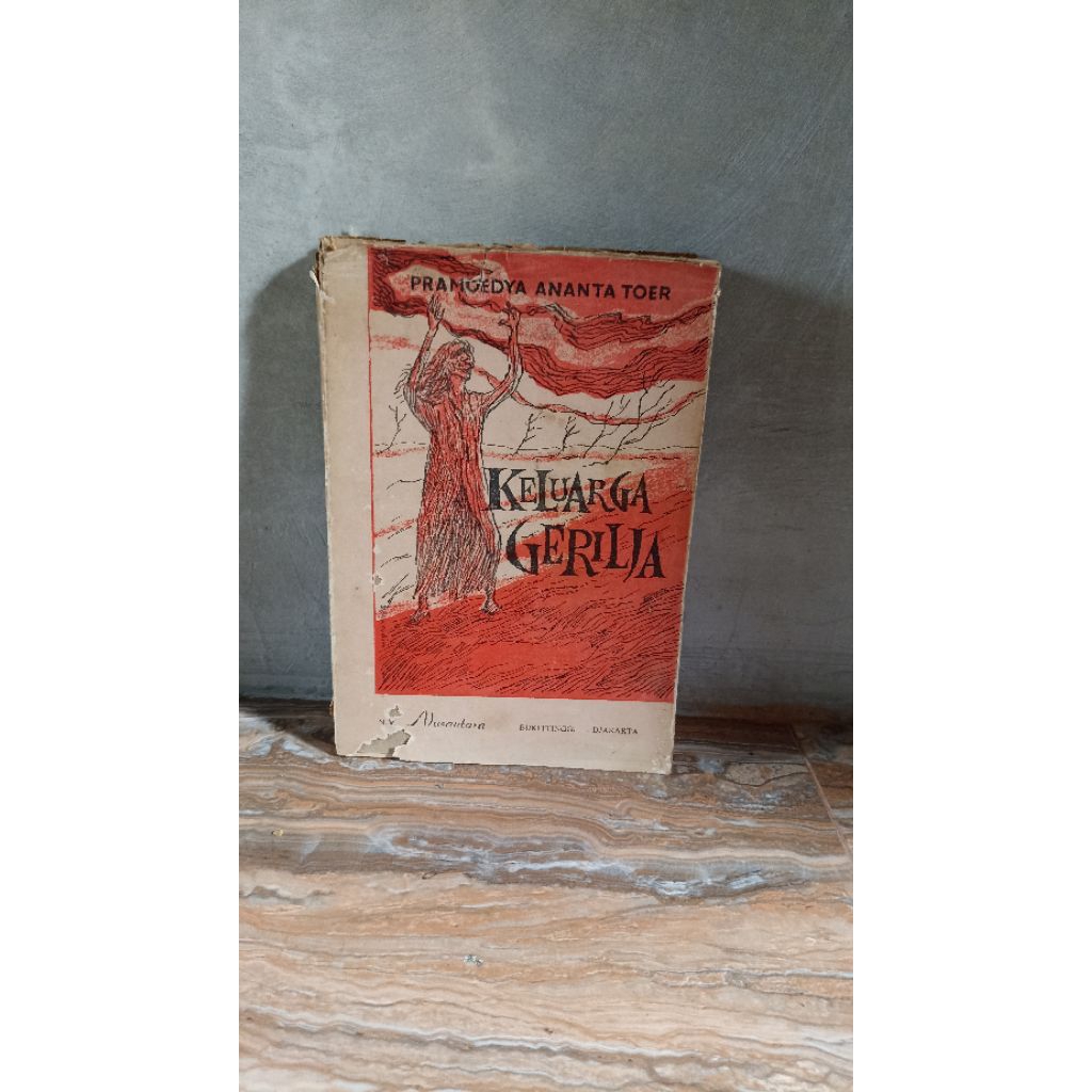 KELUARGA GERILJA by pramoedya ananta toer buku langka kuno origonal