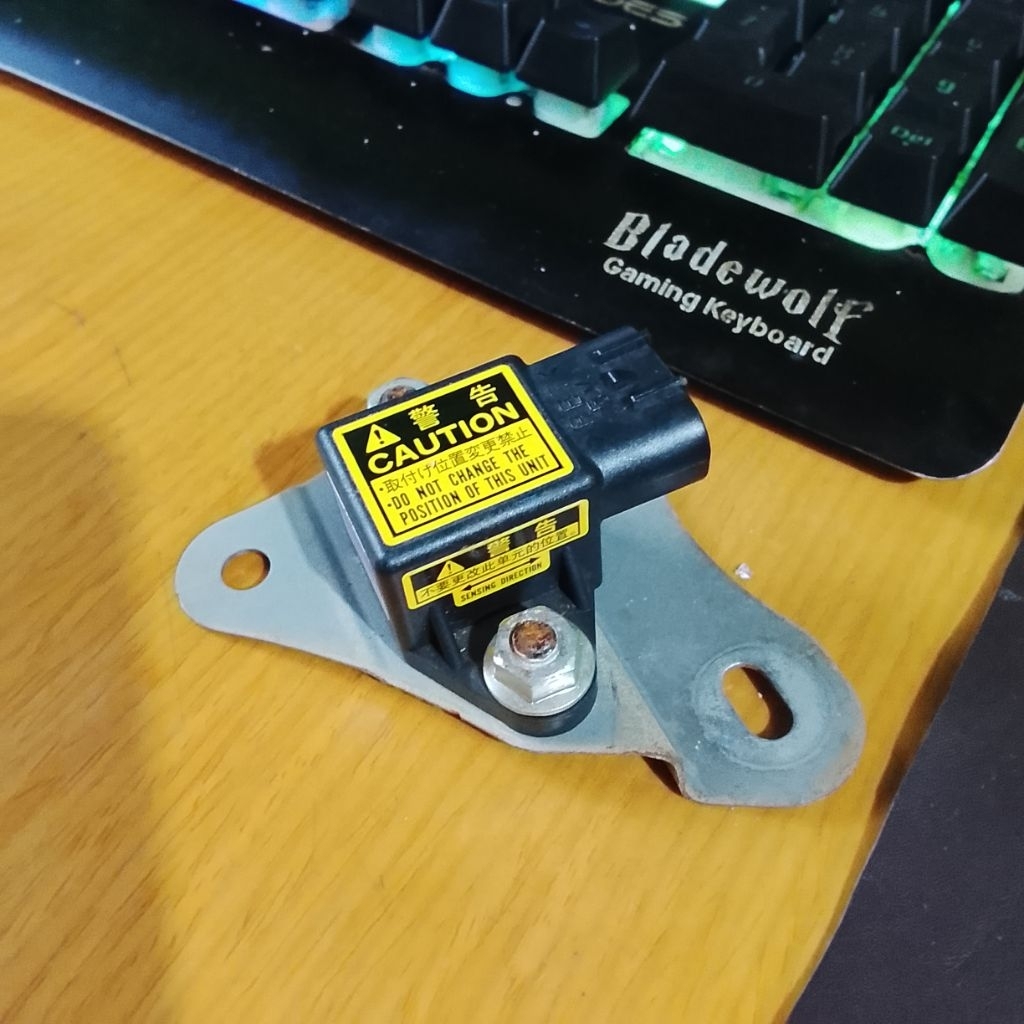 sensor yaw rate deceleration Toyota Hilux 89441-60030 original