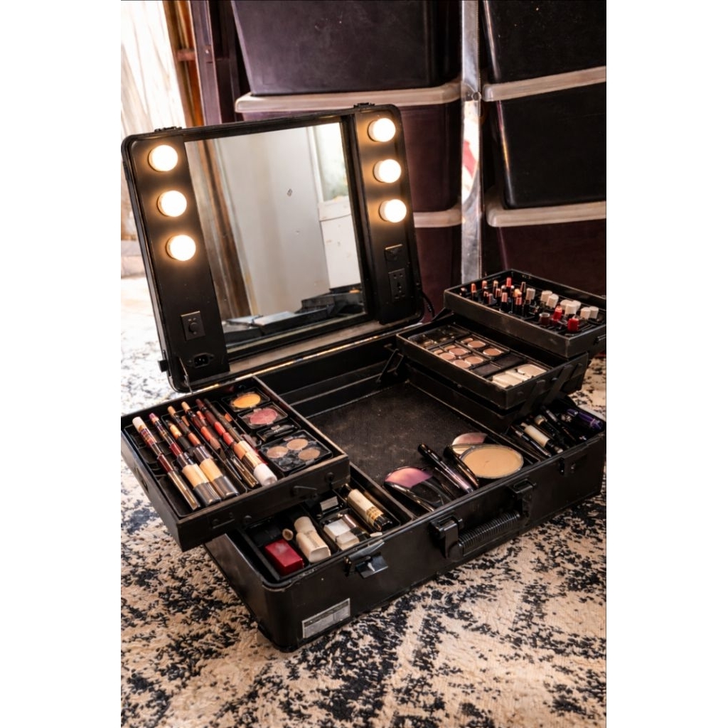 Koper Makeup LED Profesional 6 Lampu – Beauty Case MUA Mirror Light Box Make Up Artist Portable Stor