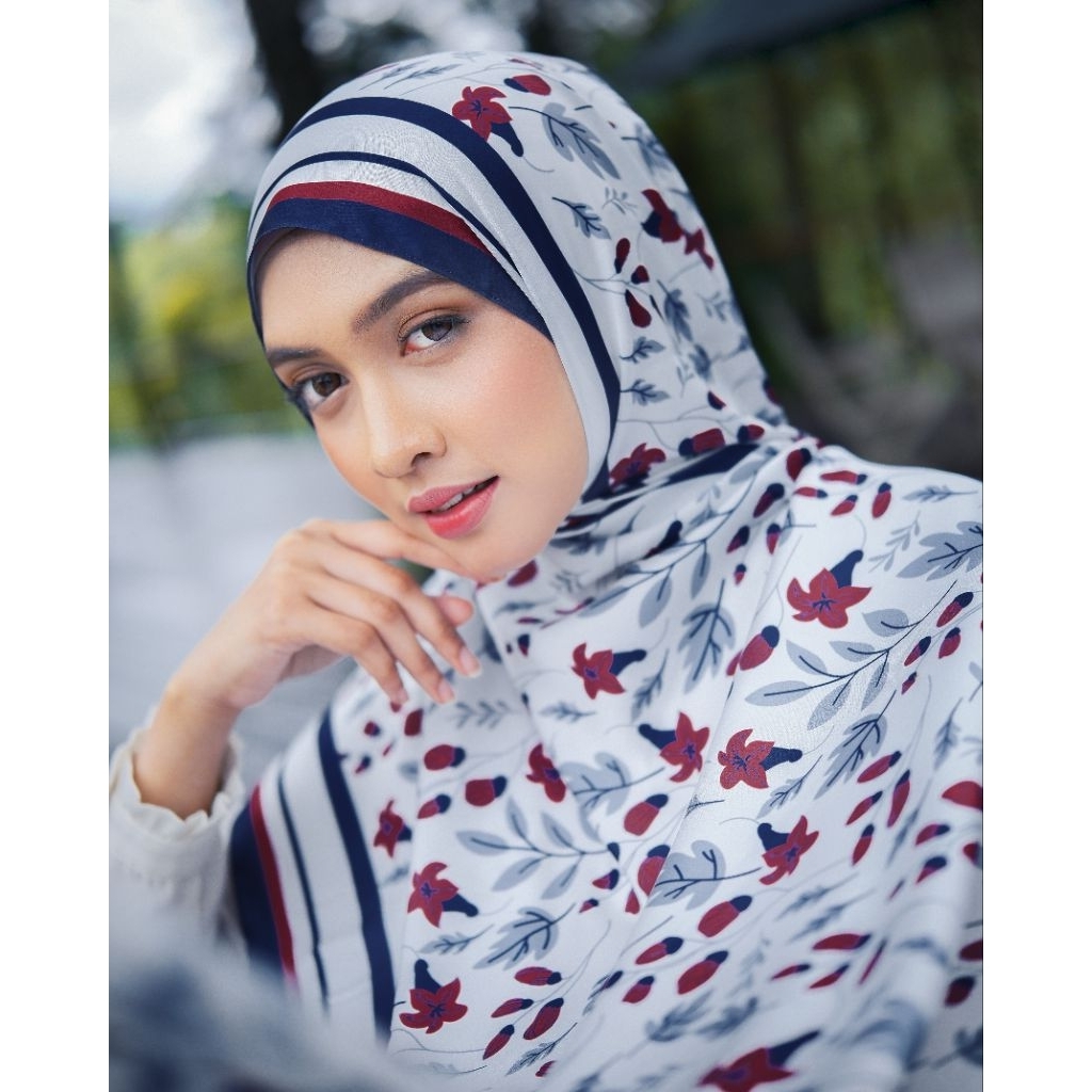 Yurim Pashmina // Syall // Pashmina Printing // Hijab Premium // Satin Silk