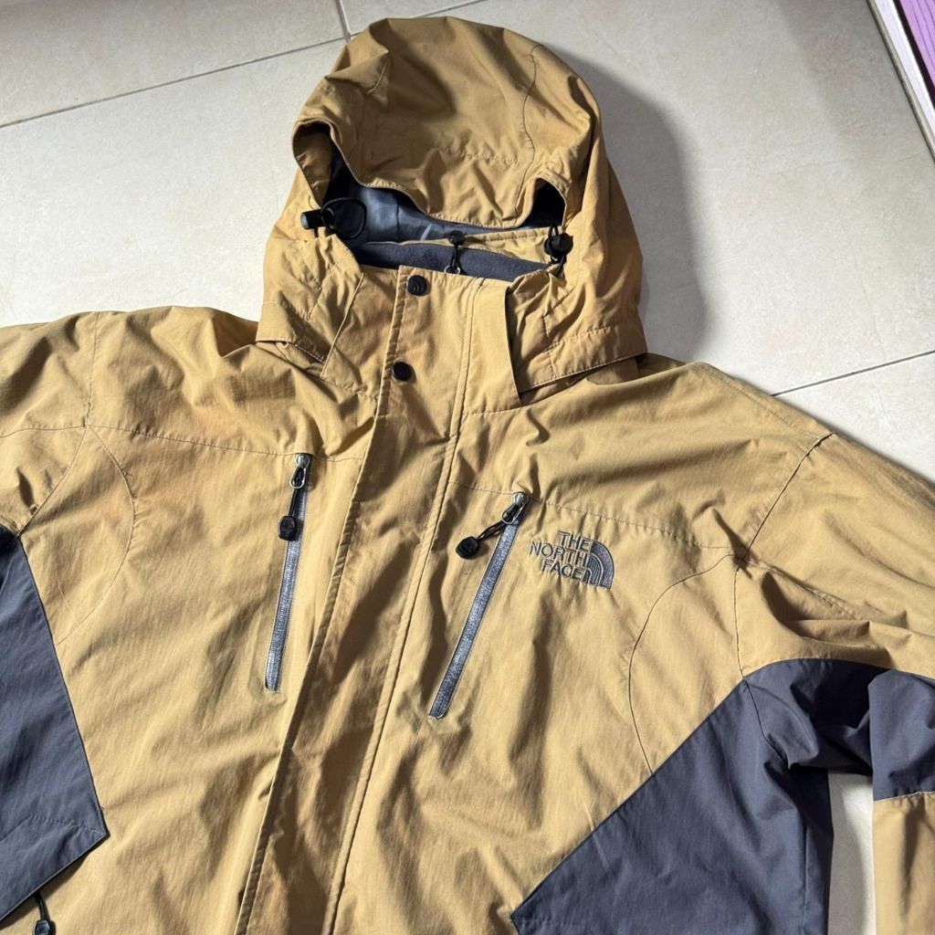 Jaket Gunung The North Face Summit Series GoreTex Original TNF MP3 Jacket Hiking Outdoor Waterproof 