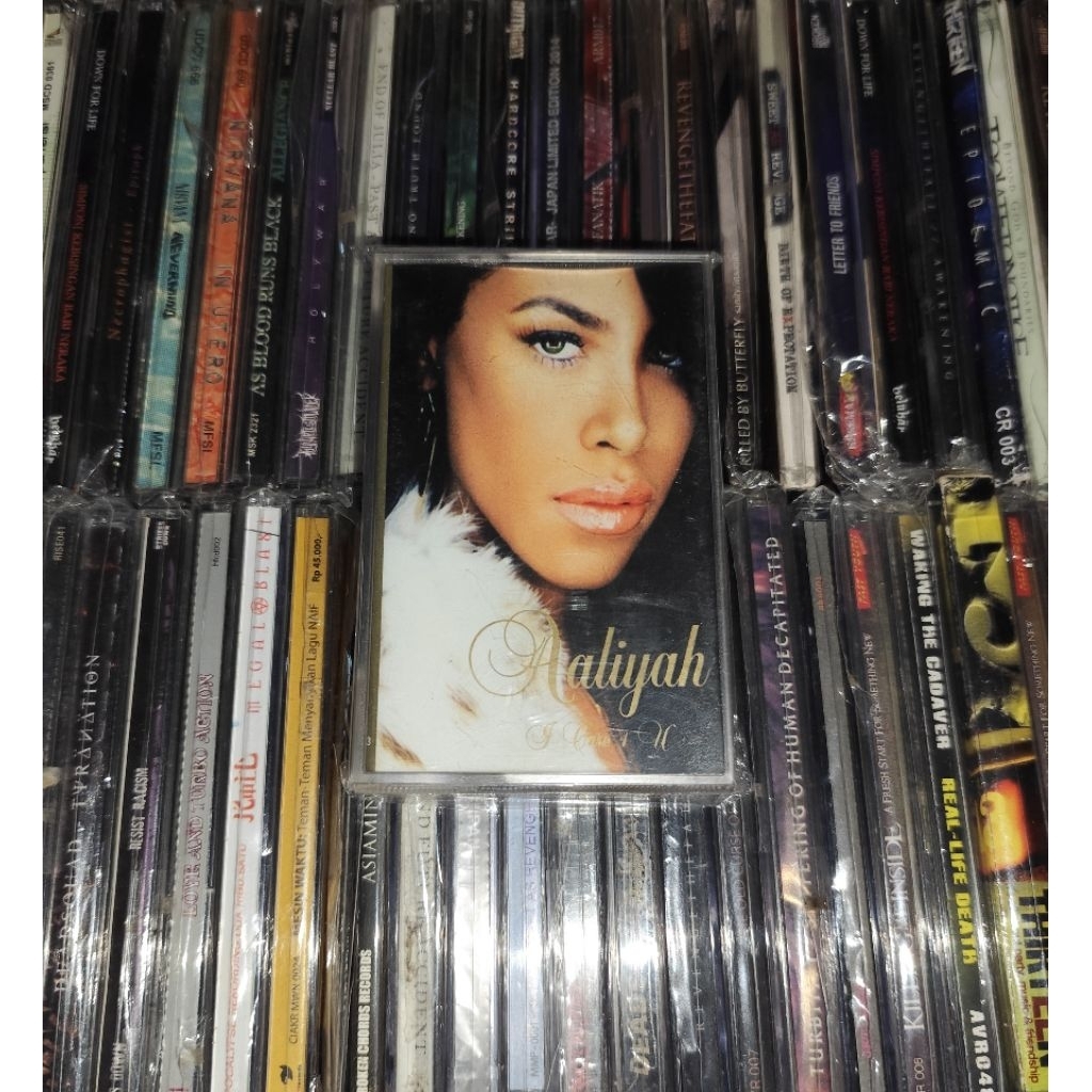 Kaset Aaliyah - I Care 4 U