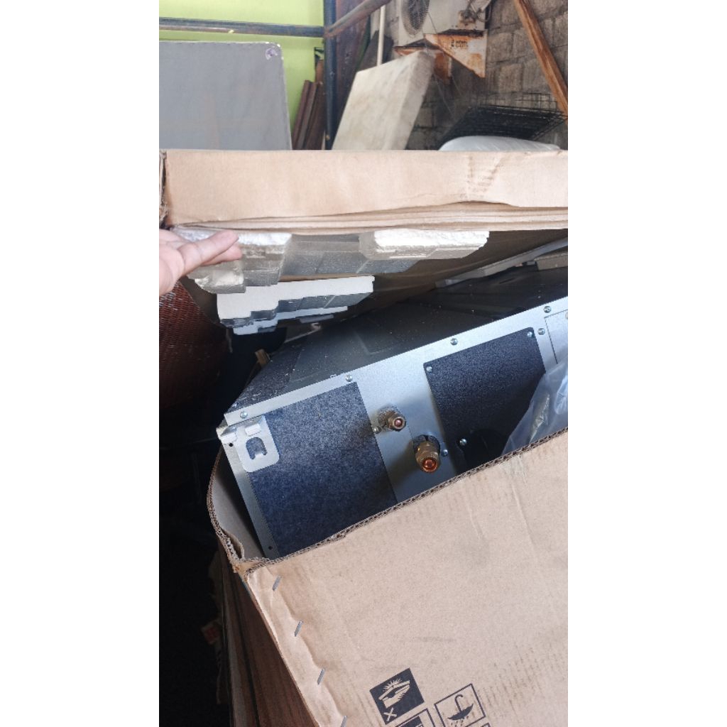 indoor ac split duct daikin 3,5 new