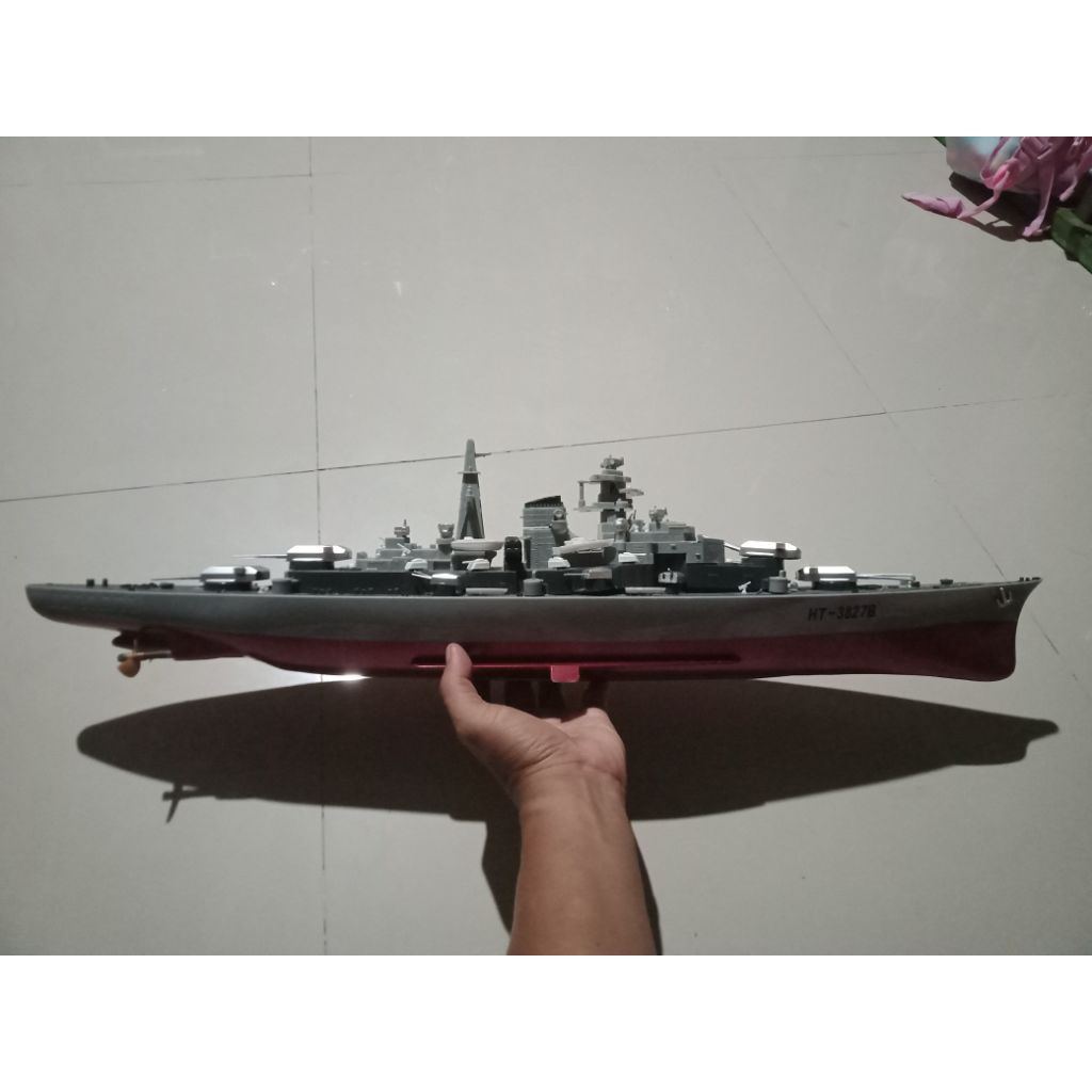 mainan bekas RC kapal perang jumbo