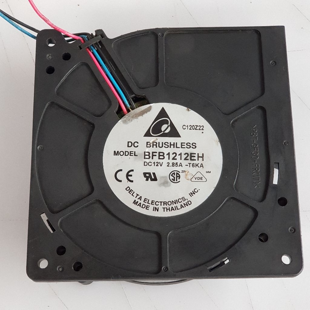Fan kipas DELTA DC 12V - 2.85A-T8KA 12cmx12cm 3pin
