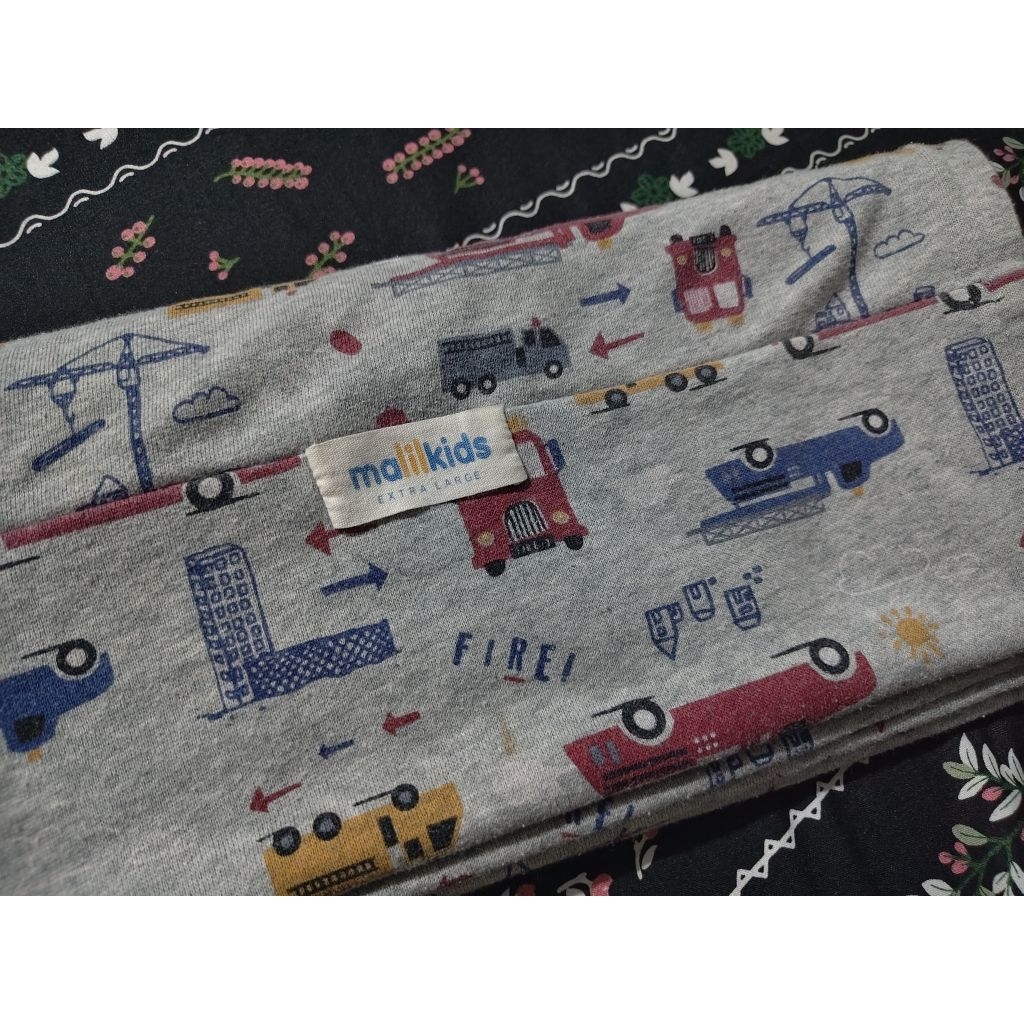 Malilkids gendongan instan preloved