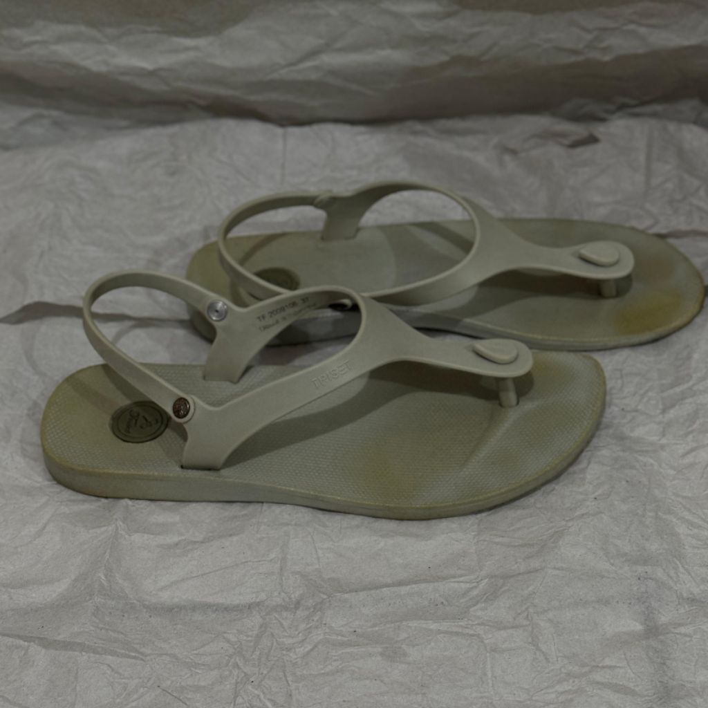 Sepatu Sandal Wanita Triset Preloved
