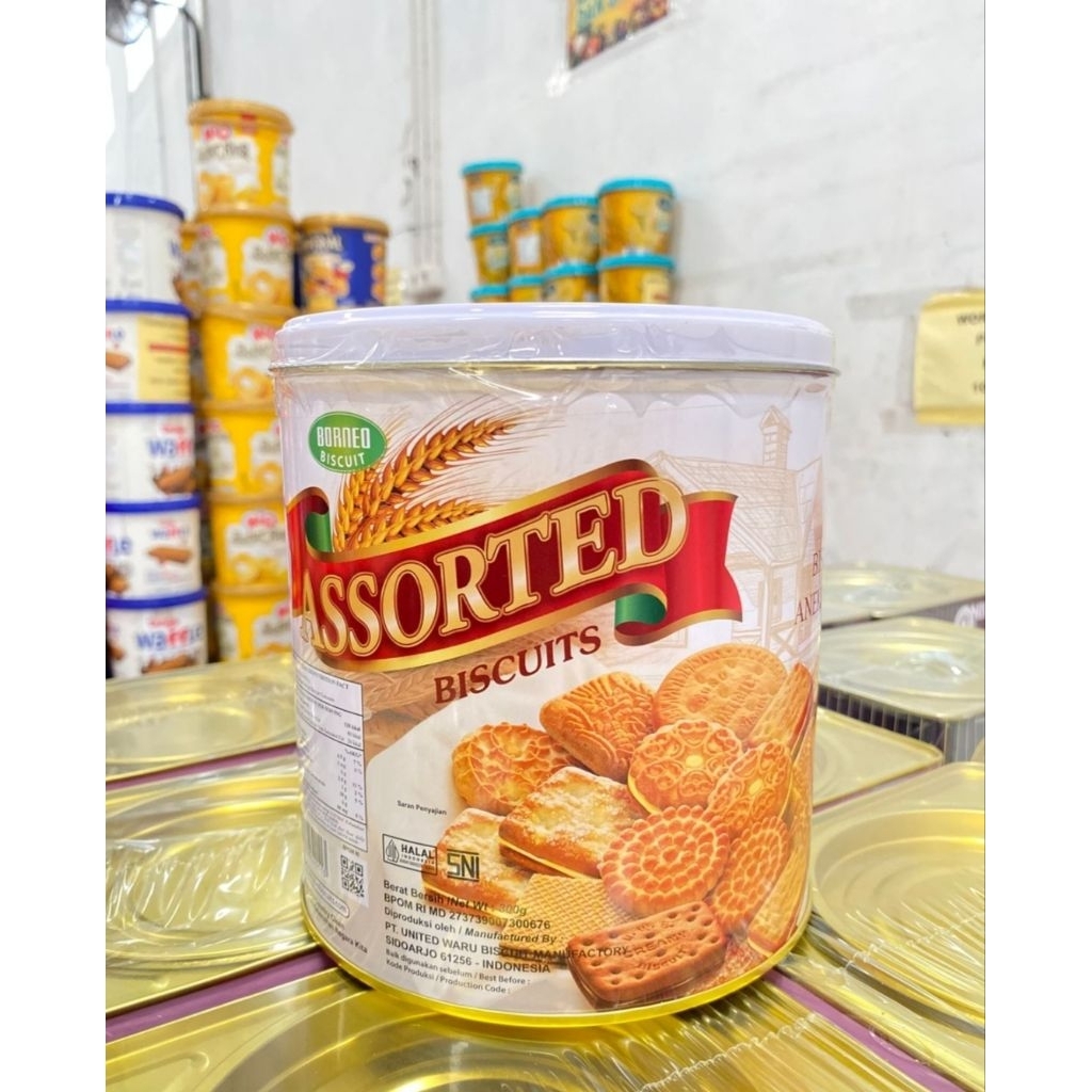 UBM BORNEO ASSORTED BISCUIT KALENG BULAT