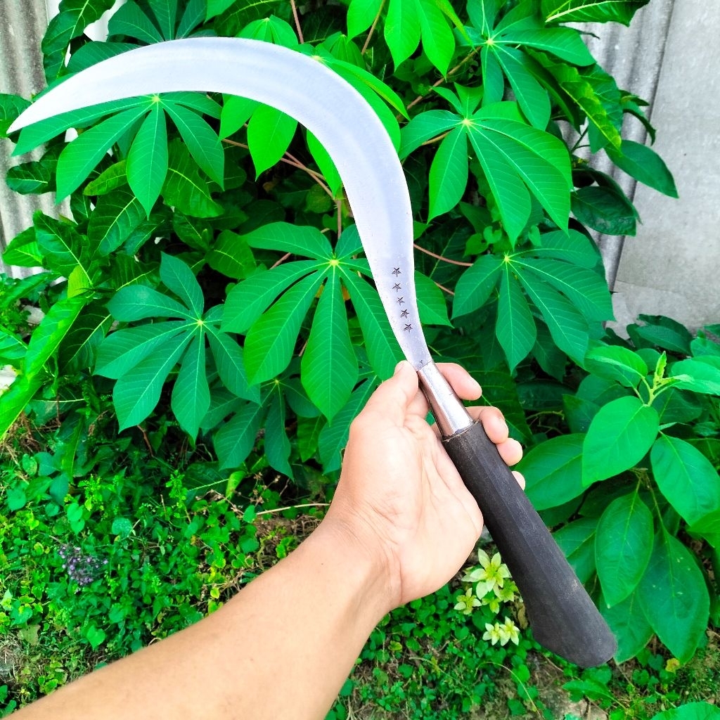 1 pcs arit pemotong rumput model ramping gagang hitam khas pande besi madura