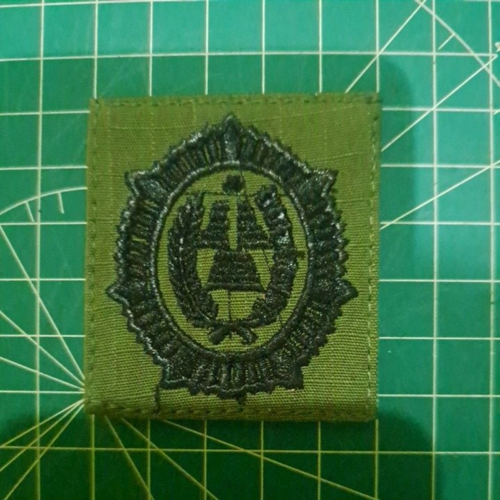 Bordir wing brevet jabatan danki ZENI sage green pakai perkeras