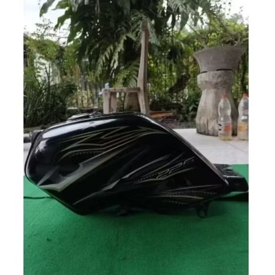 Tangki Scorpio Z stebo