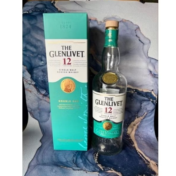 Botol bekas, botol kosong "The Glenlivet 12* bagus untuk pajangan mini bar dan hiasan kamar