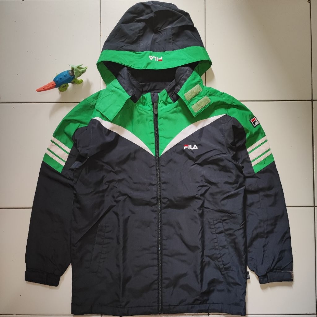 Jaket Outdoor Soprty Anak Remaja Fila Original 100% Second Preloved Branded Laki Laki Perempuan Wind