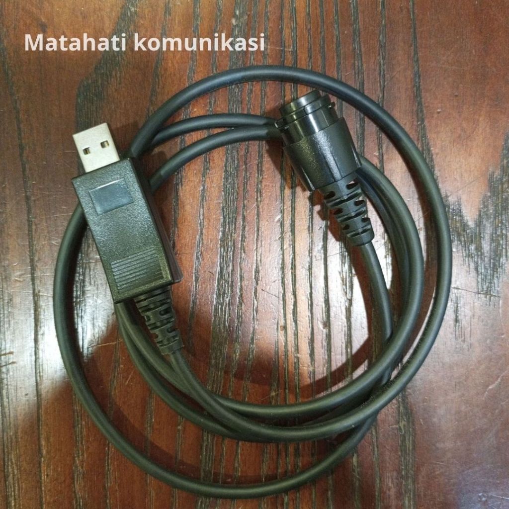Kabel Program Motorola Xir M8668 M8660 M8668i M8660i M8268 M8260