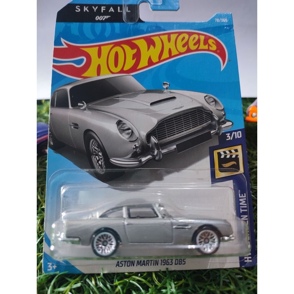 Hot Wheels 1963 Aston Martin DB5