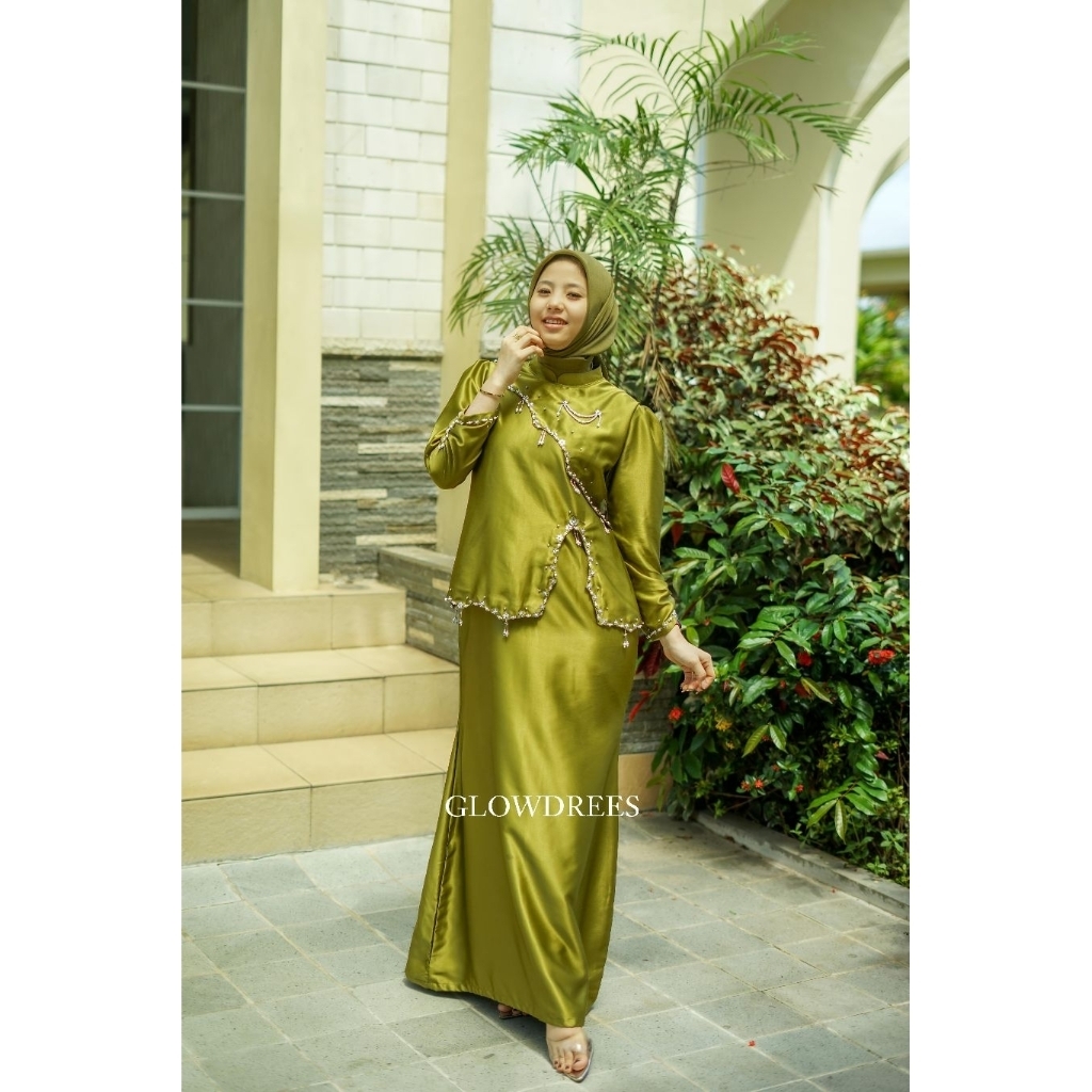 Yuriko Dress – Gamis Satin Premium Khusus Bridesmaid & Kondangan (Payet Mutiara)