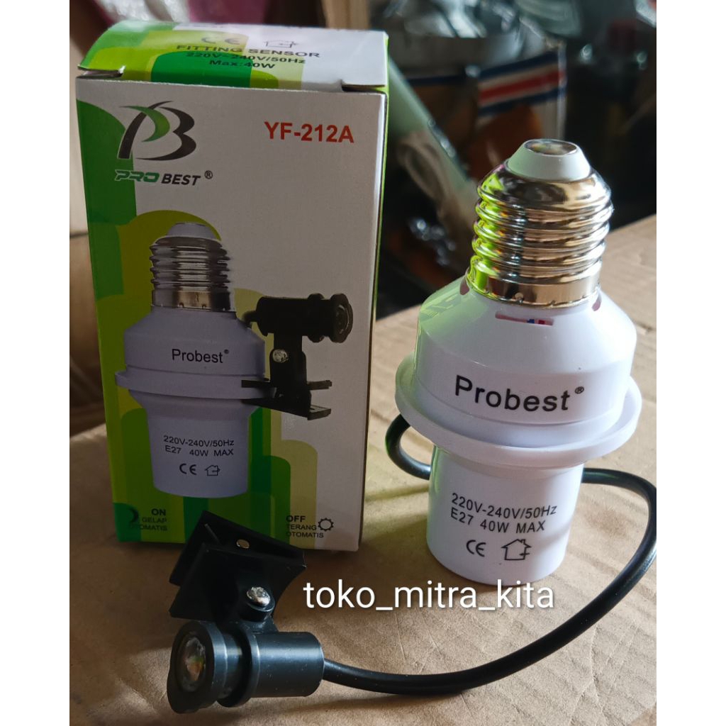 Fitting Lampu Sensor / Fitting Lampu Otomatis Sensor Cahaya Pro Best YF-212A/ PL212A