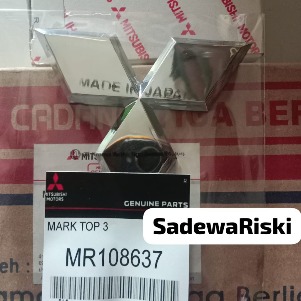emblem logo tiga berlian belakang bagasi mitsubishi lancer Galant evo
