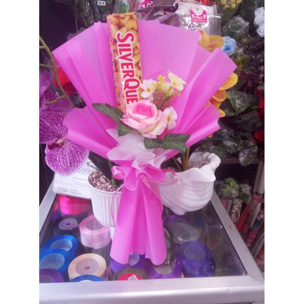 Buket Valentine Buket Coklat Silverqueen