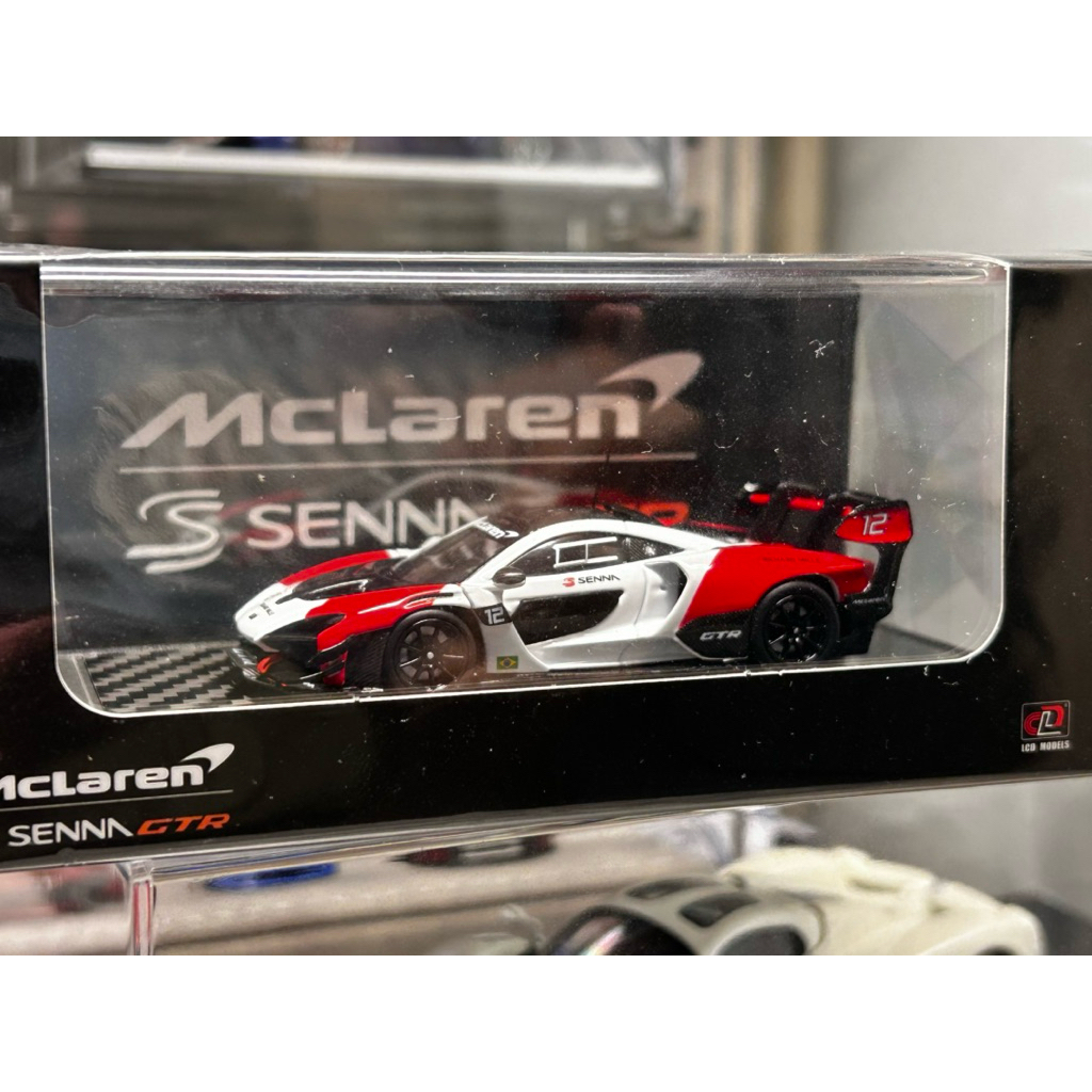LCD Models Mclaren Senna GTR White red marlboro 1:64 Diecast Mclaren Senna GTR merah putih skala 1:6