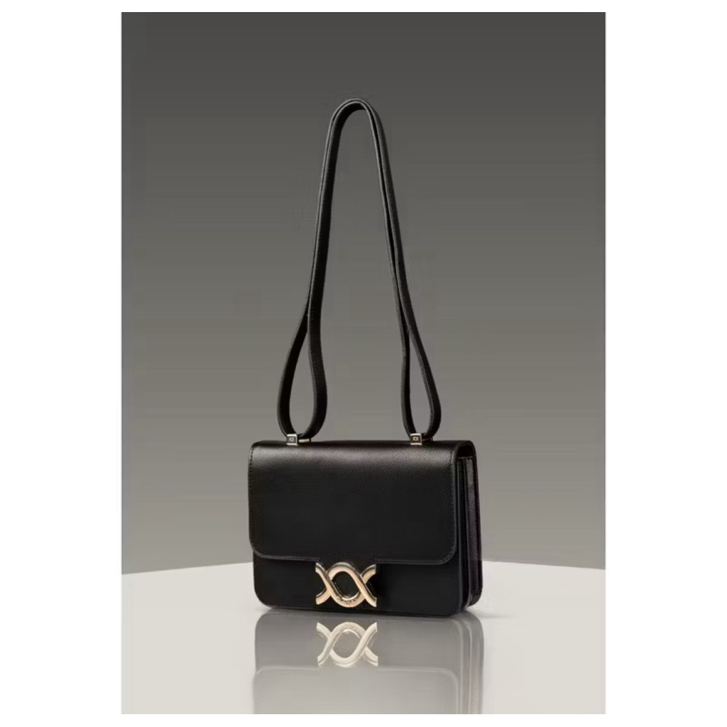 Preloved edmonia bag wearing klamby warna black lengkap kotak